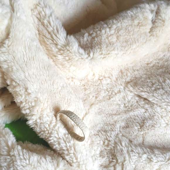 Esprit off white faux fur plush coat M - Picture 5 of 7
